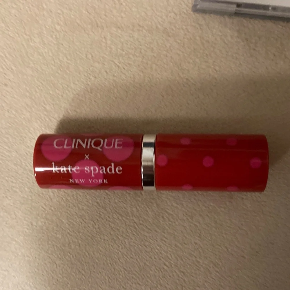 Clinique x Kate Spade Pink Polka Dot makeup bag with Clinique blush and lipstick - Picture 5 of 6